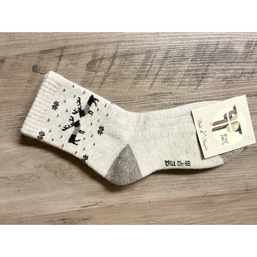 Mongolian Made 100% Wool Socks Size M (38–40) NWT
